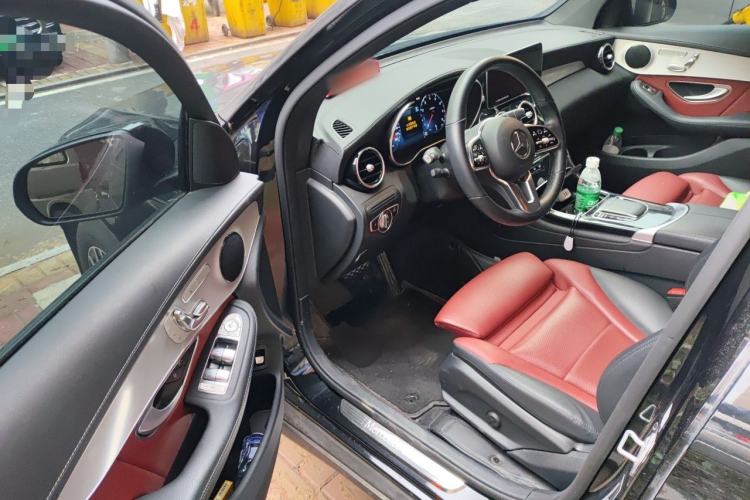 Used Mercedes-Benz GLC Coupe 2023 GLC 260 4MATIC Coupe SUV Driver Seat