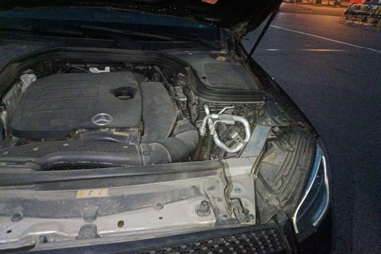 Used Mercedes-Benz GLC Coupe 2023 GLC 260 4MATIC Coupe SUV Engine Bay Left