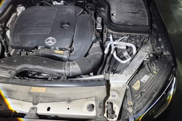 Used Mercedes-Benz GLC Coupe 2023 GLC 260 4MATIC Coupe SUV Engine Bay Left