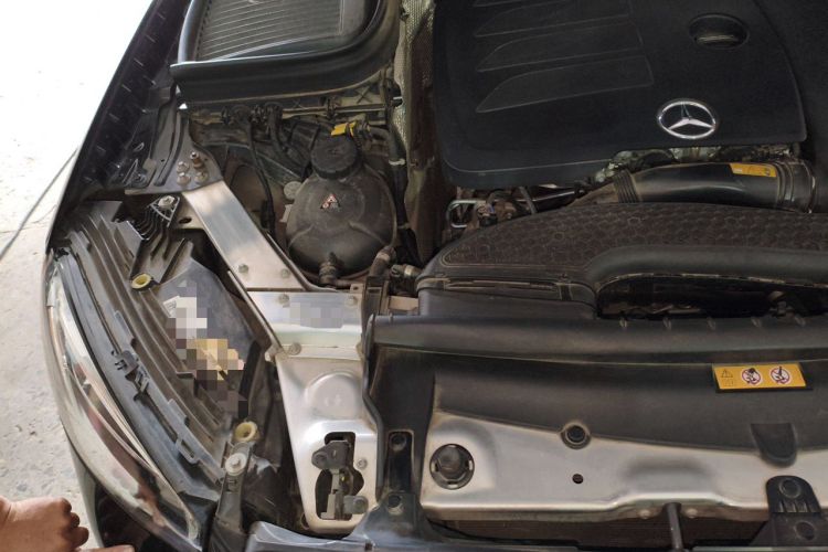 Used Mercedes-Benz GLC Coupe 2023 GLC 300 4MATIC Coupe SUV Engine Bay Right