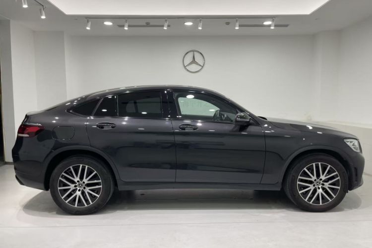 Used Mercedes-Benz GLC Coupe 2023 GLC 260 4MATIC Coupe SUV Exterior 3