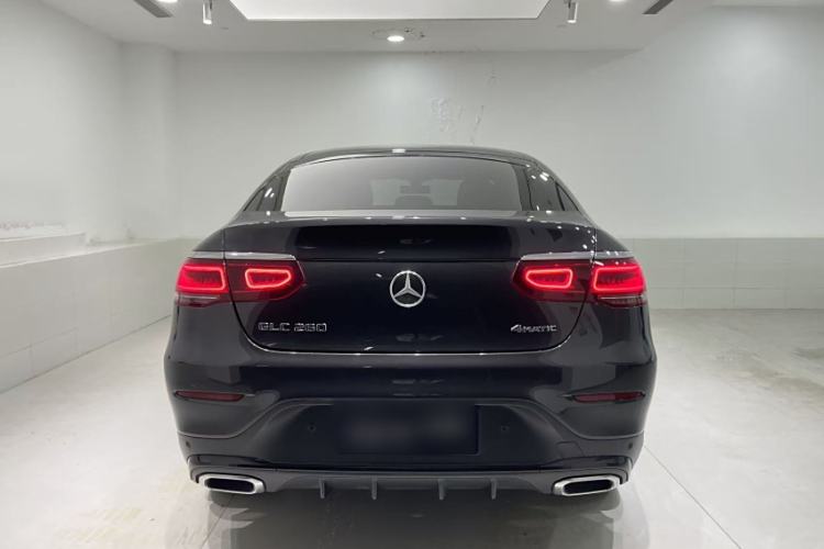 Used Mercedes-Benz GLC Coupe 2023 GLC 260 4MATIC Coupe SUV Exterior 6