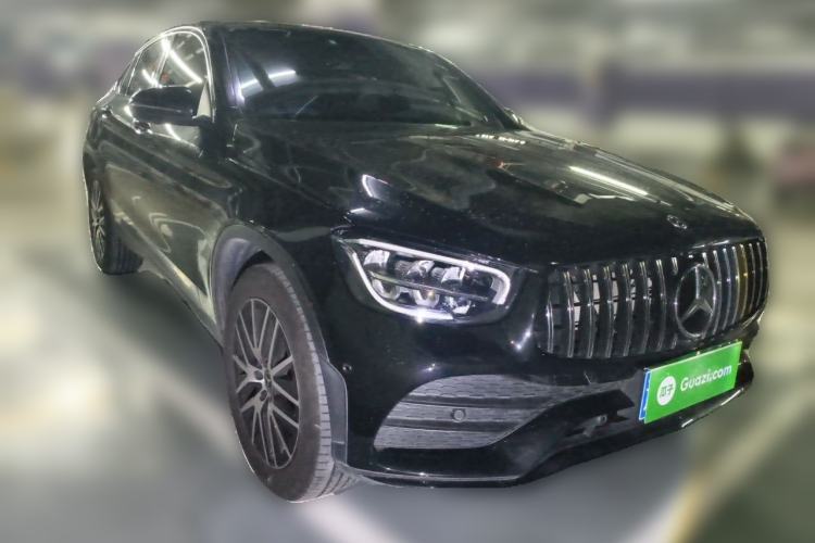 Used Mercedes-Benz GLC Coupe 2023 GLC 260 4MATIC Coupe SUV Front Right 45 Deg