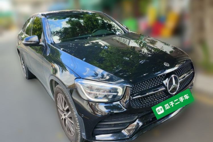 Used Mercedes-Benz GLC Coupe 2023 Refreshed GLC 260 4MATIC Coupe SUV Front Right 45 Deg