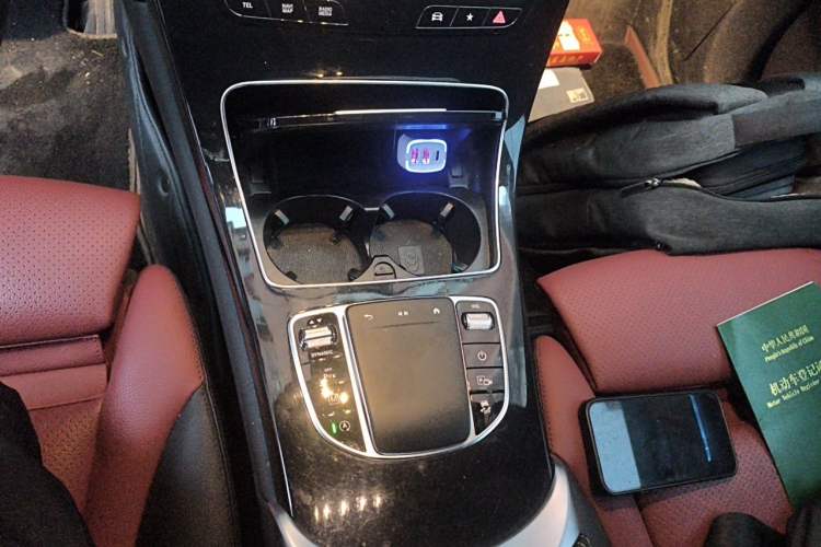 Used Mercedes-Benz GLC Coupe 2023 GLC 260 4MATIC Coupe SUV Gear Lever