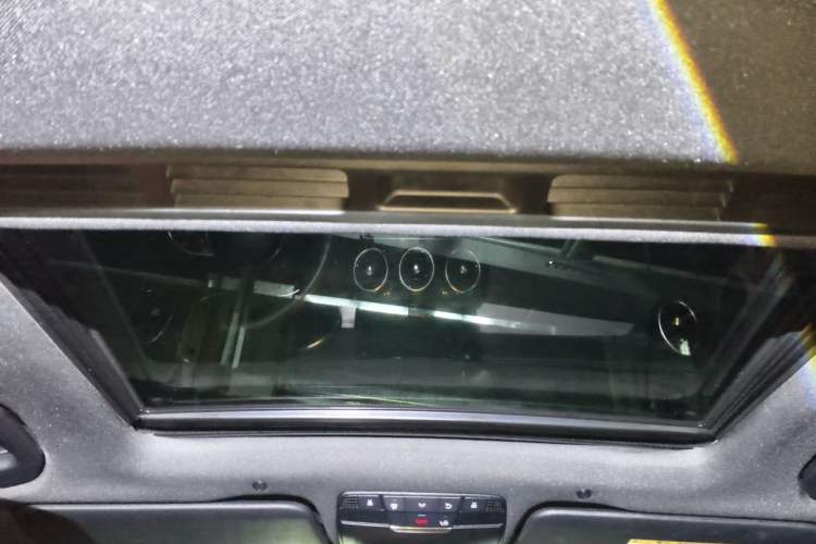 Used Mercedes-Benz GLC Coupe 2023 GLC 260 4MATIC Coupe SUV Headliner
