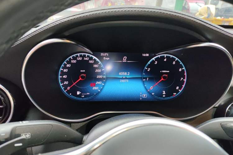 Used Mercedes-Benz GLC Coupe 2023 GLC 260 4MATIC Coupe SUV Instrument Cluster