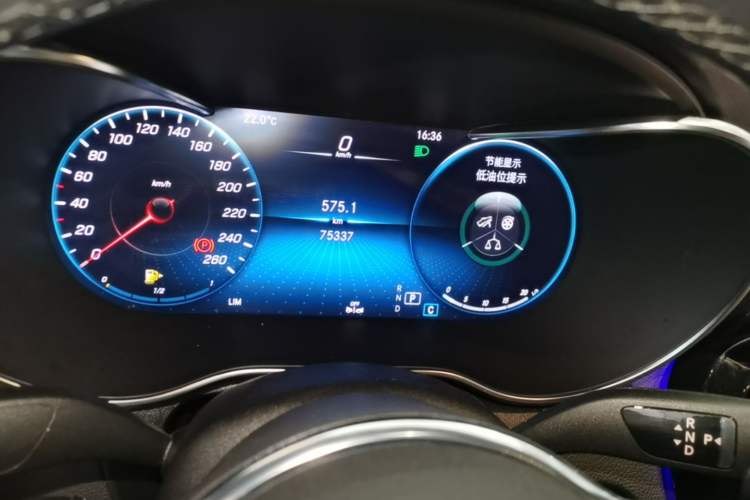 Used Mercedes-Benz GLC Coupe 2023 GLC 260 4MATIC Coupe SUV Instrument Cluster