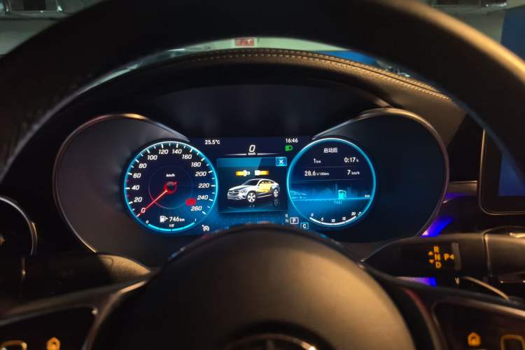 Used Mercedes-Benz GLC Coupe 2023 GLC 260 4MATIC Coupe SUV Instrument Cluster