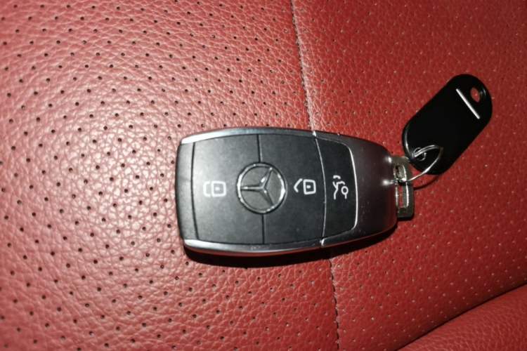 Used Mercedes-Benz GLC Coupe 2023 GLC 260 4MATIC Coupe SUV Interior 1