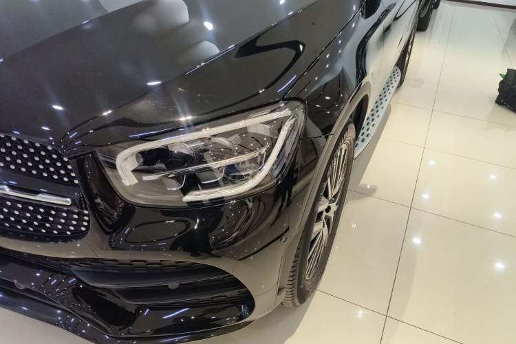 Used Mercedes-Benz GLC Coupe 2023 GLC 300 4MATIC Coupe SUV Left Front Headlight