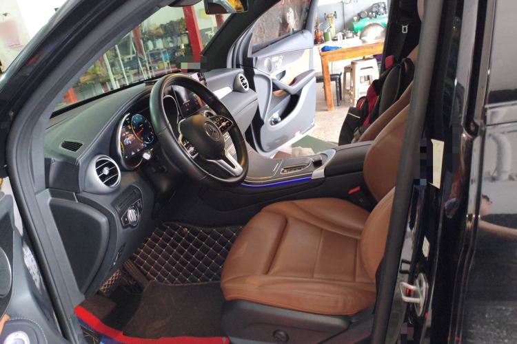 Used Mercedes-Benz GLC Coupe 2023 GLC 300 4MATIC Coupe SUV Left Front Seat