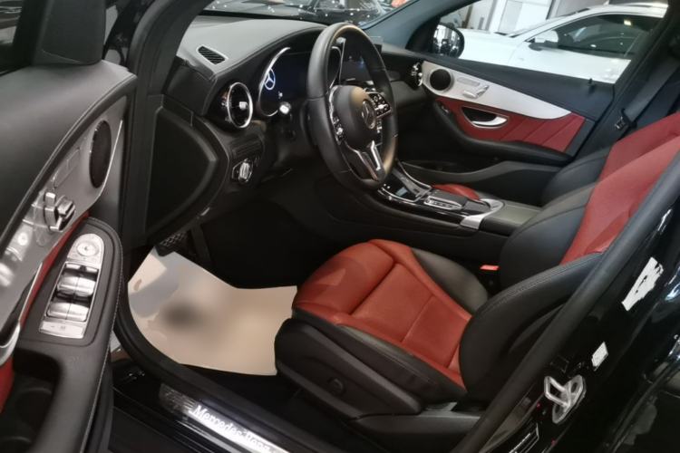 Used Mercedes-Benz GLC Coupe 2023 GLC 260 4MATIC Coupe SUV Left Front Seat