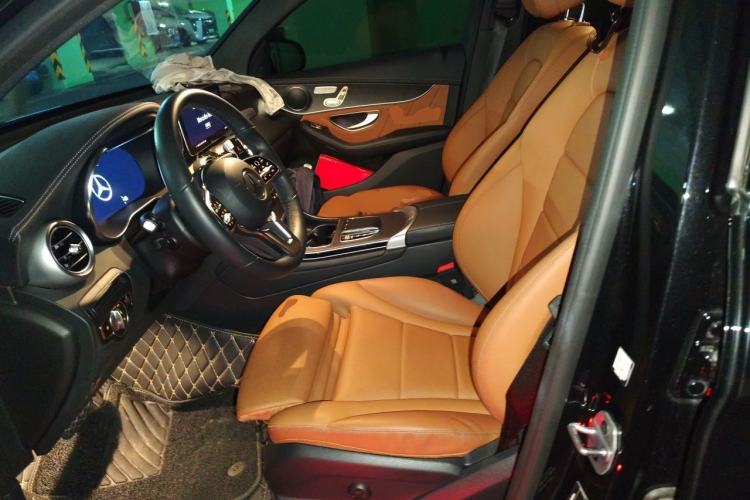 Used Mercedes-Benz GLC Coupe 2023 GLC 300 4MATIC Coupe SUV Left Front Seat