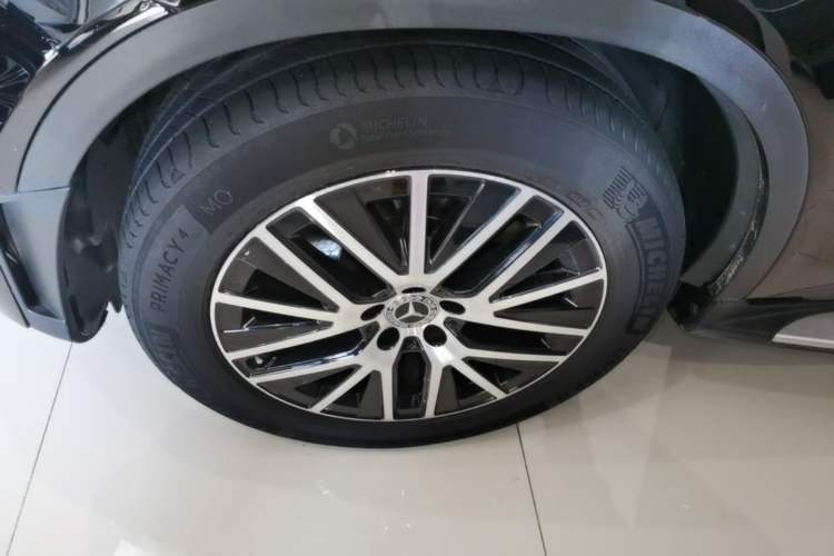Used Mercedes-Benz GLC Coupe 2023 GLC 260 4MATIC Coupe SUV Left Front Wheel Hub
