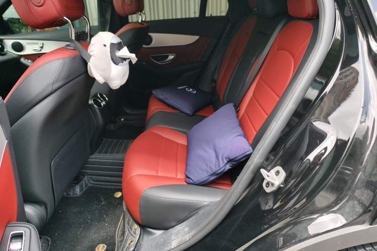 Used Mercedes-Benz GLC Coupe 2023 GLC 260 4MATIC Coupe SUV Left Rear Seat
