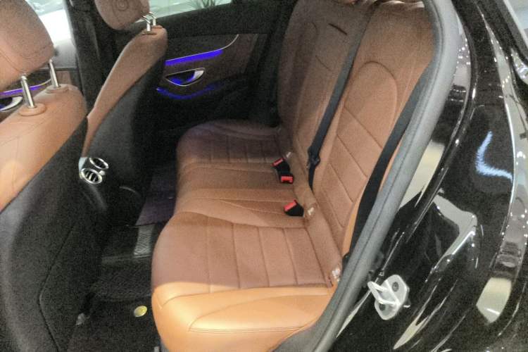 Used Mercedes-Benz GLC Coupe 2023 GLC 300 4MATIC Coupe SUV Left Rear Seat