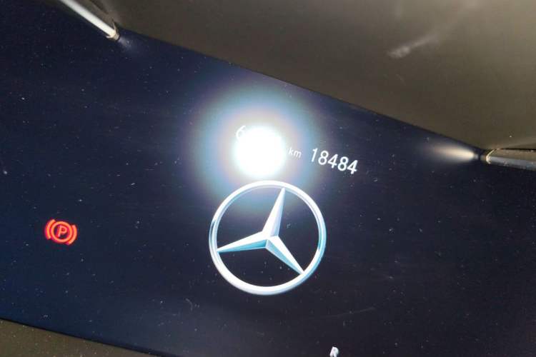 Used Mercedes-Benz GLC Coupe 2023 GLC 300 4MATIC Coupe SUV Odometer Close Up