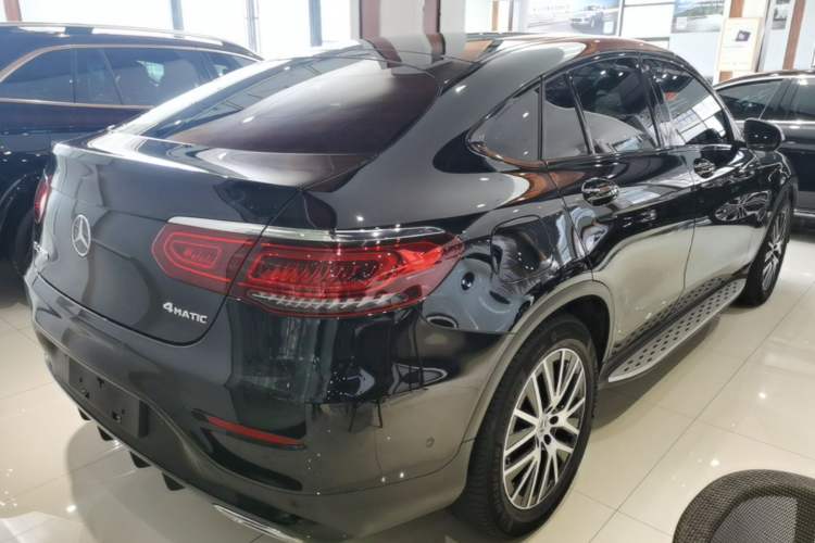 Used Mercedes-Benz GLC Coupe 2023 GLC 260 4MATIC Coupe SUV Rear