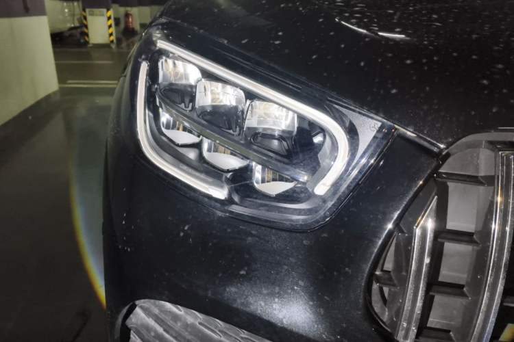 Used Mercedes-Benz GLC Coupe 2023 GLC 260 4MATIC Coupe SUV Right Front Headlight
