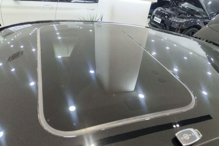 Used Mercedes-Benz GLC Coupe 2023 GLC 300 4MATIC Coupe SUV Roof