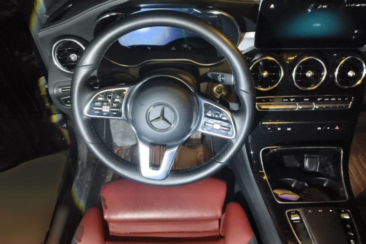 Used Mercedes-Benz GLC Coupe 2023 GLC 260 4MATIC Coupe SUV Steering Wheel