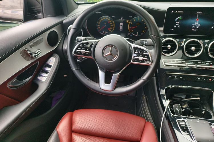 Used Mercedes-Benz GLC Coupe 2023 GLC 260 4MATIC Coupe SUV Steering Wheel
