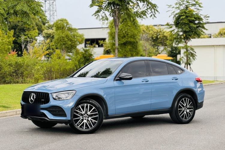 Used Mercedes-Benz GLC Coupe 2023 GLC 260 4MATIC Coupe SUV Exterior 1