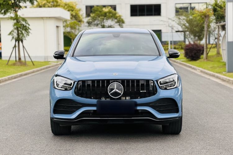 Used Mercedes-Benz GLC Coupe 2023 GLC 260 4MATIC Coupe SUV Exterior 5