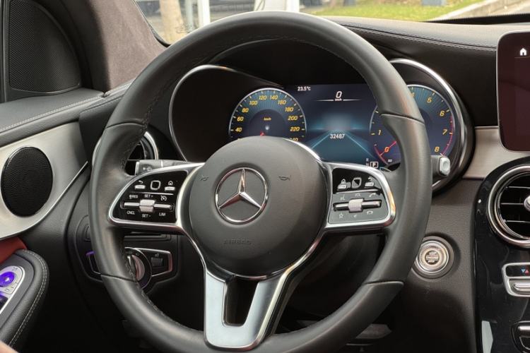 Used Mercedes-Benz GLC Coupe 2023 GLC 260 4MATIC Coupe SUV Interior 1