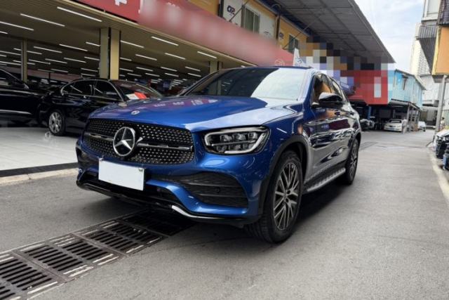 Ojetý Mercedes-Benz GLC Coupe 2023 GLC 260 4MATIC Coupe SUV
