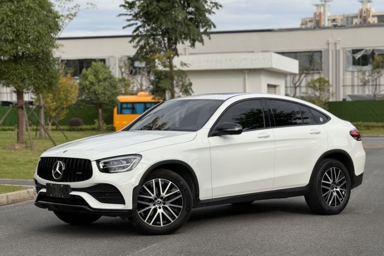 Used Mercedes-Benz GLC Coupe 2023 GLC 260 4MATIC Coupe SUV Guazi used car, China used car export, Used car for sale, Used  cars, Cheapest cars for sale