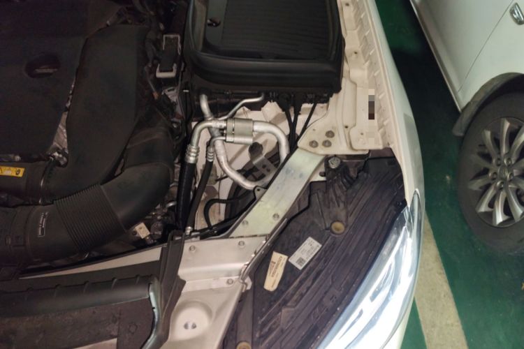 Used Mercedes-Benz GLC Coupe 2023 GLC 260 4MATIC Coupe SUV Engine Bay Left