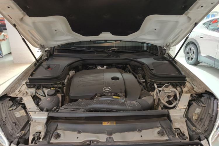 Used Mercedes-Benz GLC Coupe 2023 Refreshed GLC 260 4MATIC Coupe SUV Engine Bay