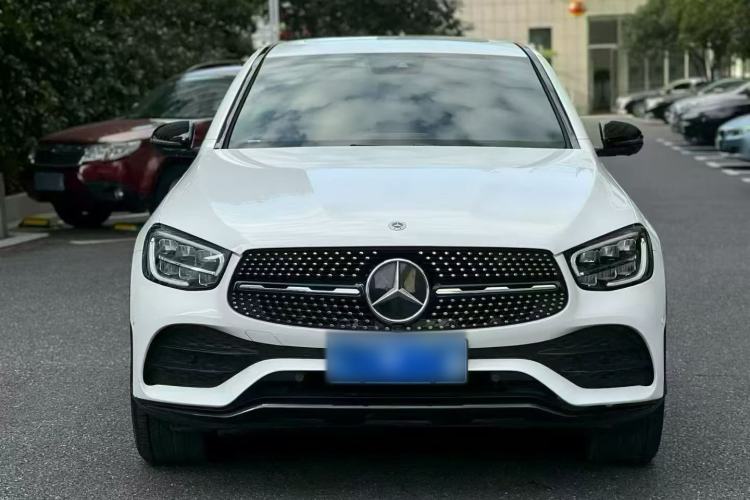 Used Mercedes-Benz GLC Coupe 2023 GLC 300 4MATIC Coupe SUV Exterior 2