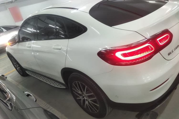 Used Mercedes-Benz GLC Coupe 2023 GLC 260 4MATIC Coupe SUV Exterior 3