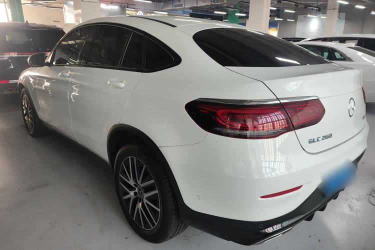 Used Mercedes-Benz GLC Coupe 2023 GLC 260 4MATIC Coupe SUV Exterior 3