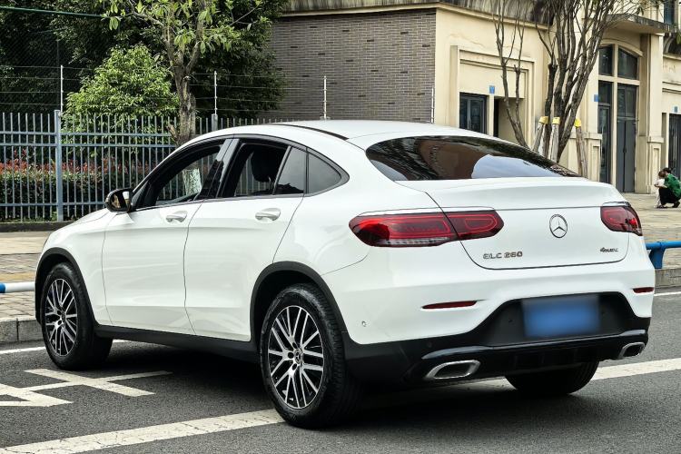 Used Mercedes-Benz GLC Coupe 2023 Refreshed GLC 260 4MATIC Coupe SUV Exterior 6