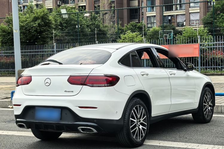 Used Mercedes-Benz GLC Coupe 2023 Refreshed GLC 260 4MATIC Coupe SUV Exterior 7