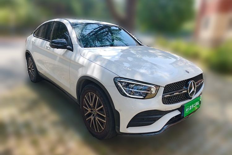 Used Mercedes-Benz GLC Coupe 2023 GLC 260 4MATIC Coupe SUV Front Right 45 Deg