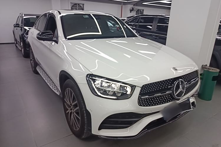 Used Mercedes-Benz GLC Coupe 2023 GLC 300 4MATIC Coupe SUV Front Right 45 Deg