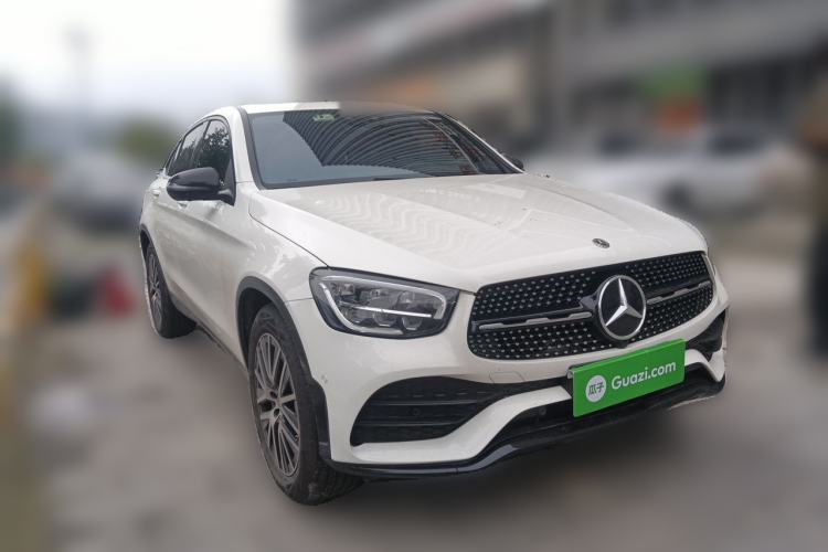 Used Mercedes-Benz GLC Coupe 2023 GLC 260 4MATIC Coupe SUV Front Right 45 Deg
