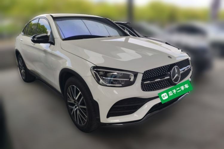 Used Mercedes-Benz GLC Coupe 2023 GLC 260 4MATIC Coupe SUV Front Right 45 Deg