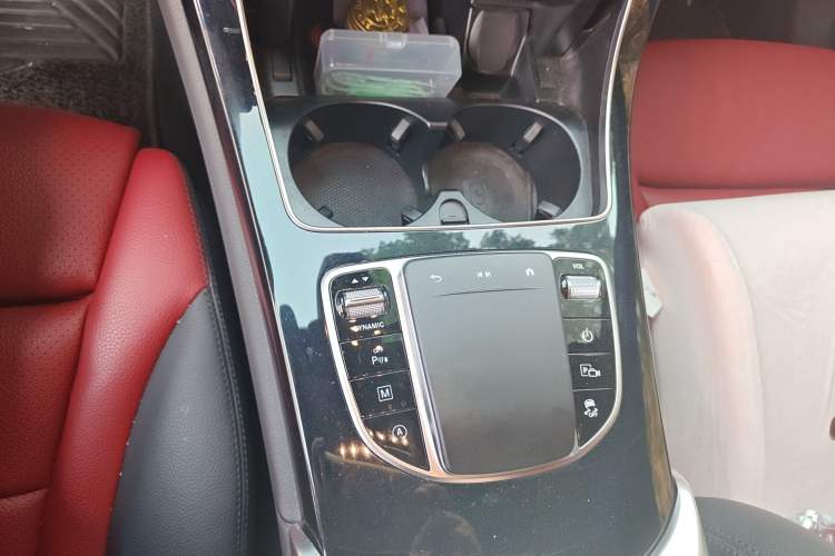 Used Mercedes-Benz GLC Coupe 2023 GLC 260 4MATIC Coupe SUV Gear Lever