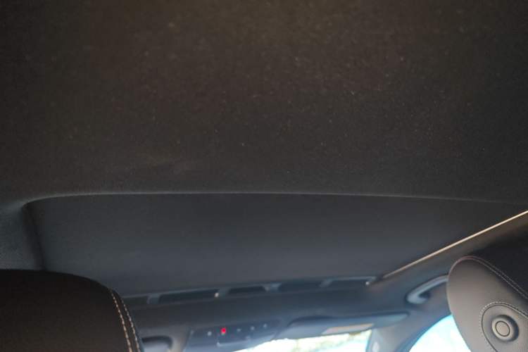 Used Mercedes-Benz GLC Coupe 2023 GLC 260 4MATIC Coupe SUV Headliner