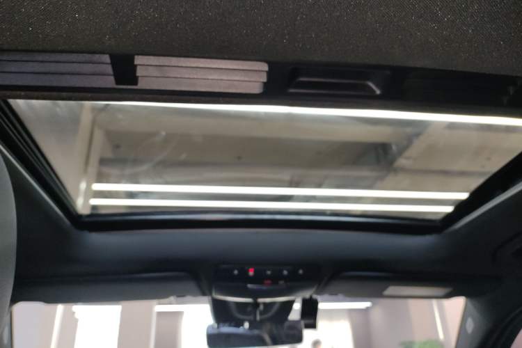 Used Mercedes-Benz GLC Coupe 2023 GLC 300 4MATIC Coupe SUV Headliner
