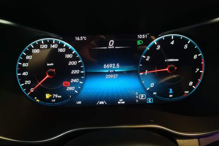Used Mercedes-Benz GLC Coupe 2023 GLC 300 4MATIC Coupe SUV Instrument Cluster