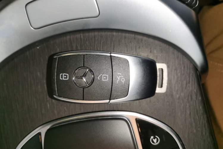 Used Mercedes-Benz GLC Coupe 2023 GLC 300 4MATIC Coupe SUV Interior 1