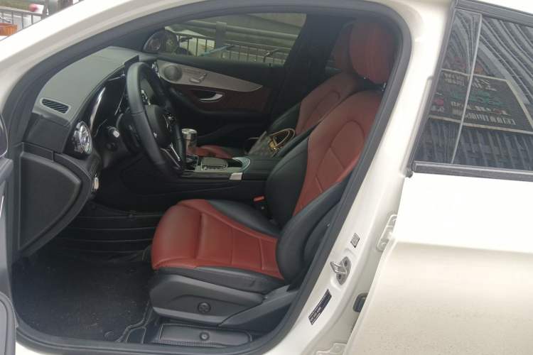 Used Mercedes-Benz GLC Coupe 2023 GLC 260 4MATIC Coupe SUV Left Front Seat