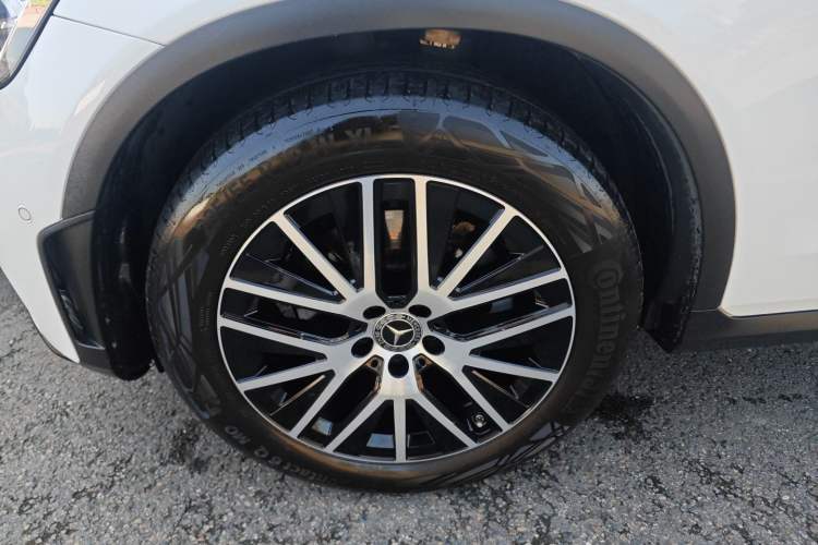 Used Mercedes-Benz GLC Coupe 2023 GLC 260 4MATIC Coupe SUV Left Front Wheel Hub